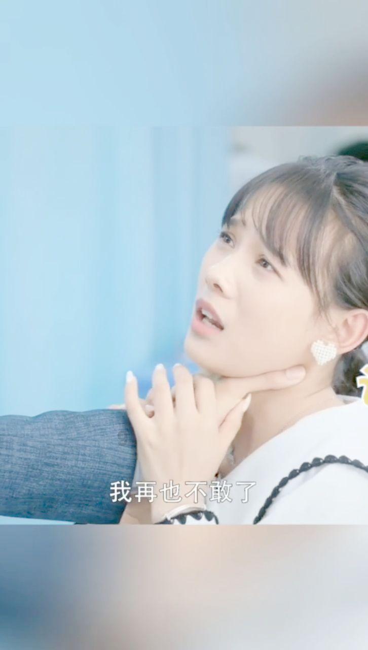 逃离无人的学校