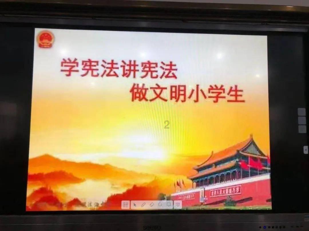 妖殿盛宠之萌妃闹翻天    同款小说
